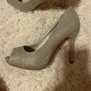 Sparkly high heels size 7